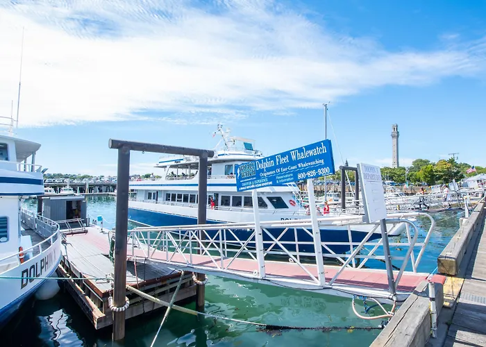 Admiral'S Landing (Adults Only)