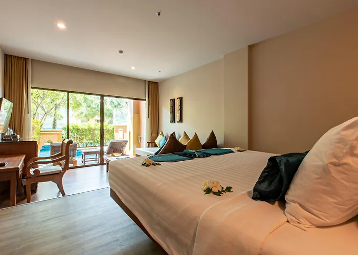 Rawai Palm Beach Resort - SHA Extra Plus