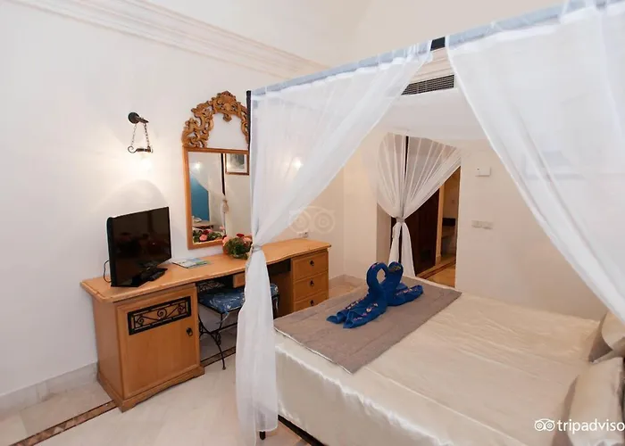 Hotel De Charme Et Spa Dar El Bhar