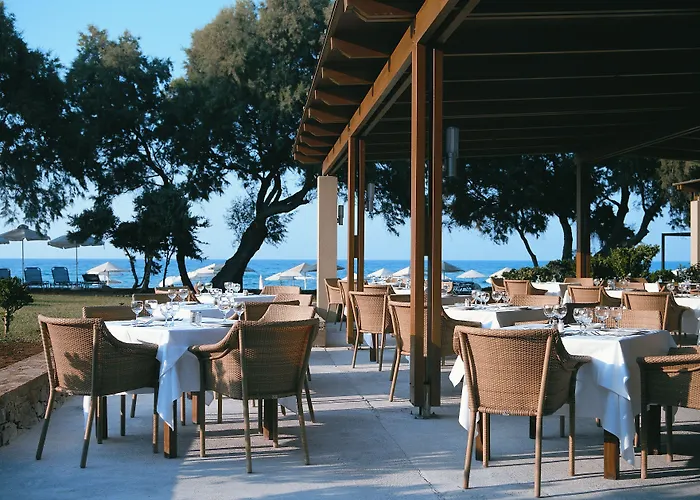 Kernos Beach Hotel&Bungalows