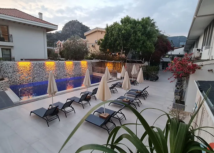Tonoz Beach Hotel