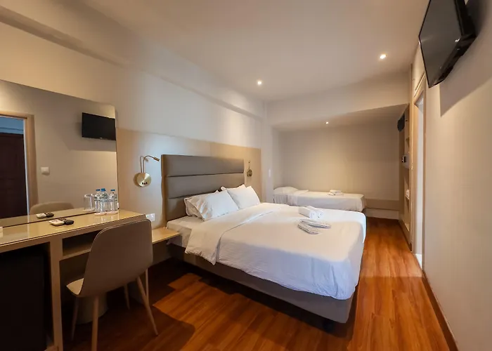 Anemoni Piraeus Hotel