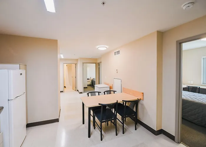 Residence & Conference Centre - Kamloops