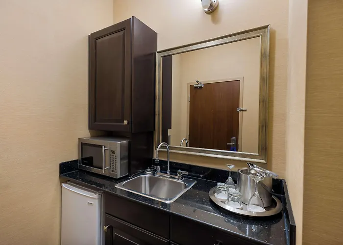 Best Western Sunrise Inn & Suites