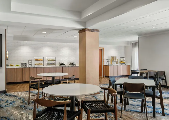 Fairfield Inn & Suites New Buffalo
