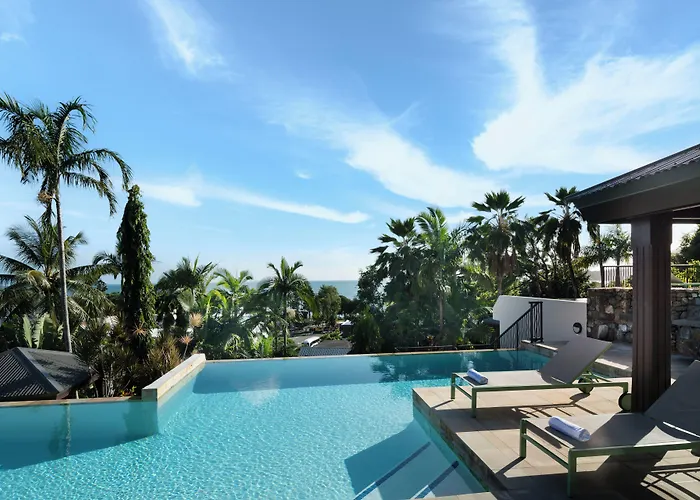 At Water'S Edge Resort