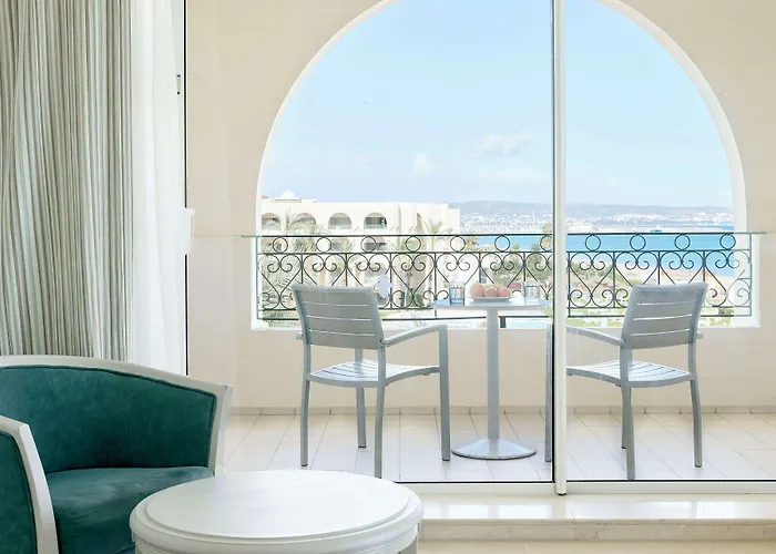 Iberostar Waves Averroes