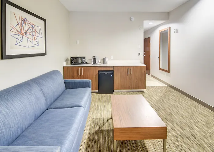 Holiday Inn Express Hotel & Suites Foley By Ihg