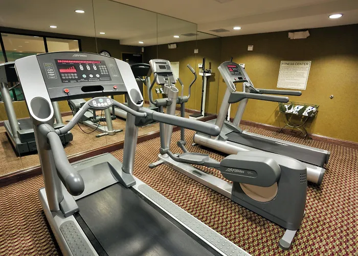 Holiday Inn Express Hotel & Suites Birmingham - Inverness 280 By Ihg