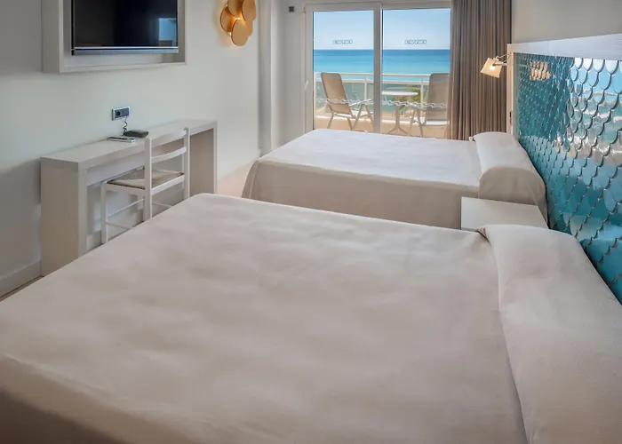 Caprici Beach Hotel & Spa