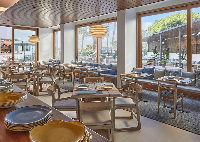 Hotel Tres Torres