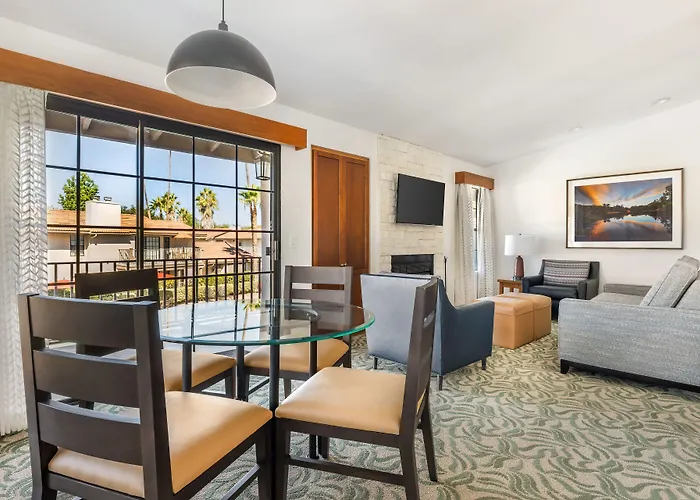 Riviera Oaks Resort By Coolvacay