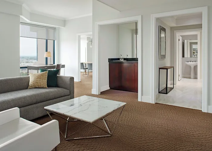 Sheraton Parkway Toronto North Hotel & Suites