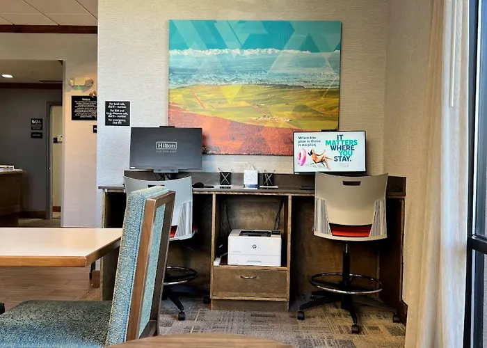 Hampton Inn By Hilton Montrose