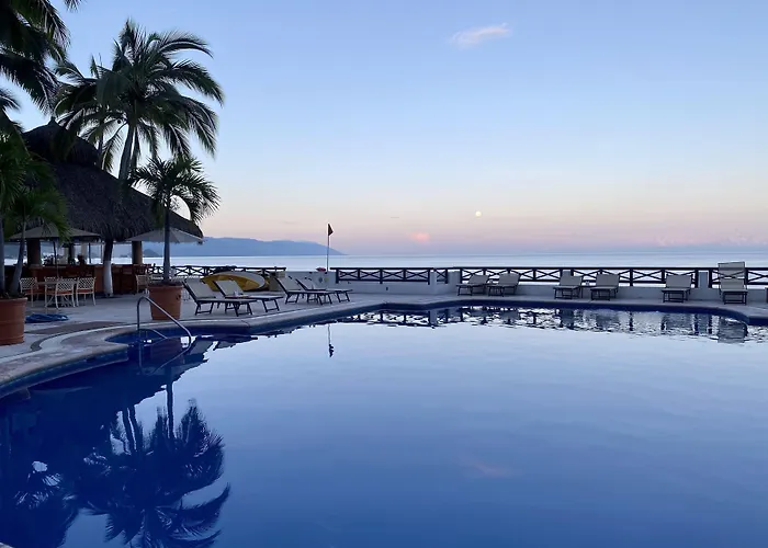 Costa Sur All Inclusive Resort