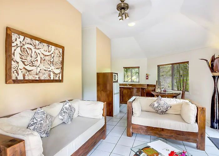 Crown Beach Resort & Spa (Adults Only)