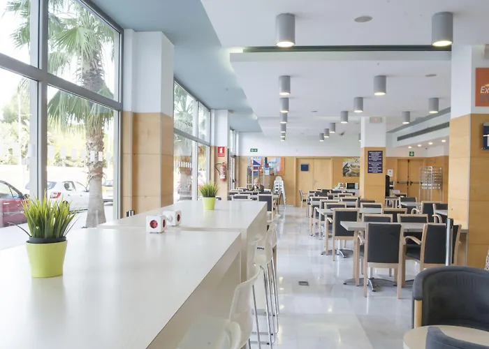 Holiday Inn Express Valencia Bonaire By Ihg