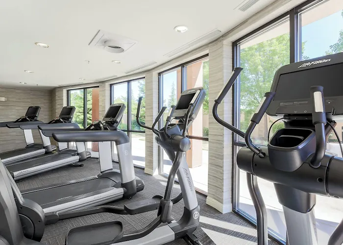 Courtyard By Marriott Roseville Galleria Mall/Creekside Ridge Drive