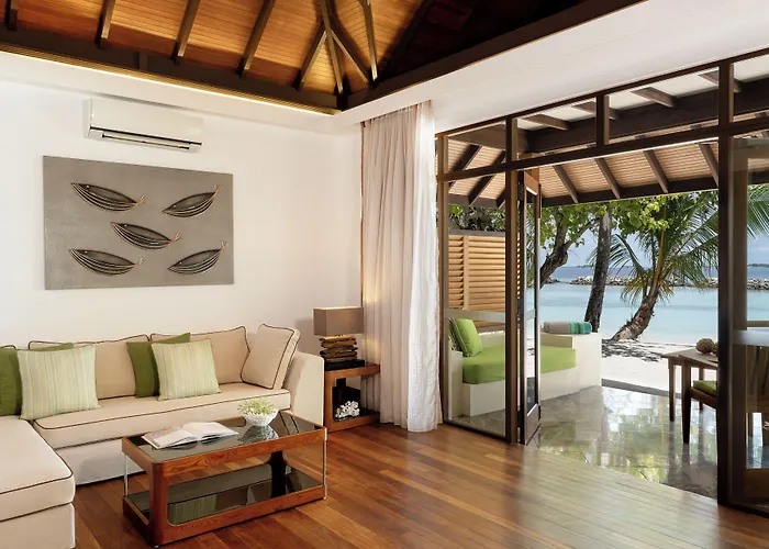Niva Kurumba Maldives
