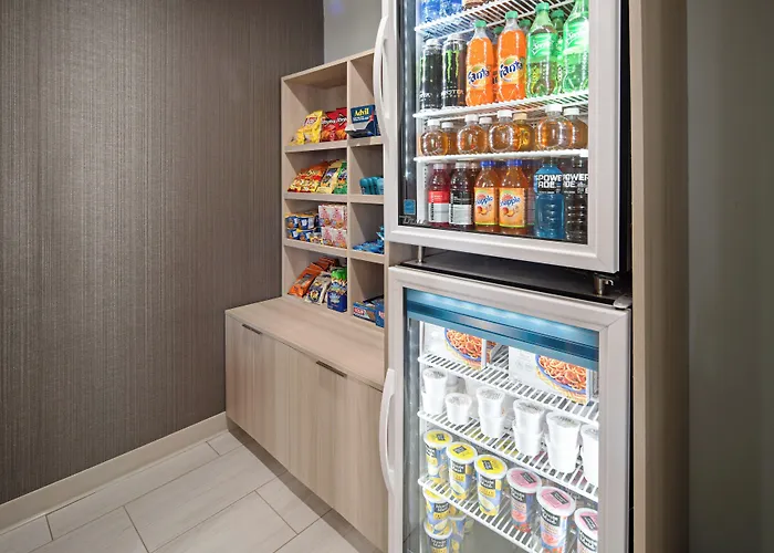 Holiday Inn Express & Suites Watsonville By Ihg