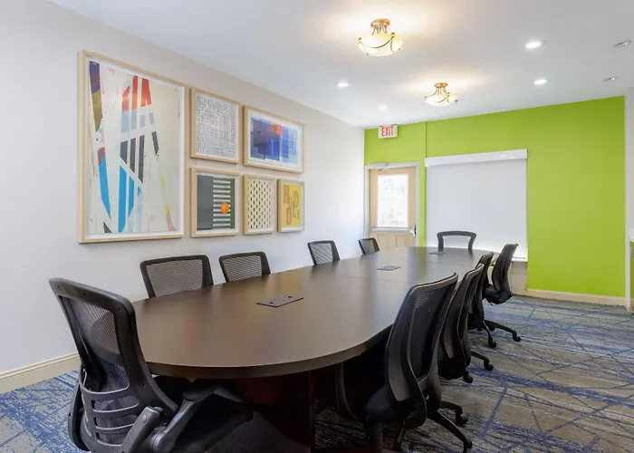 Holiday Inn Express & Suites Jacksonville South - I-295 By Ihg
