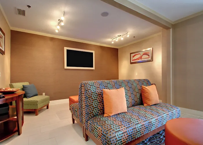 Holiday Inn Express & Suites Jacksonville South - I-295 By Ihg