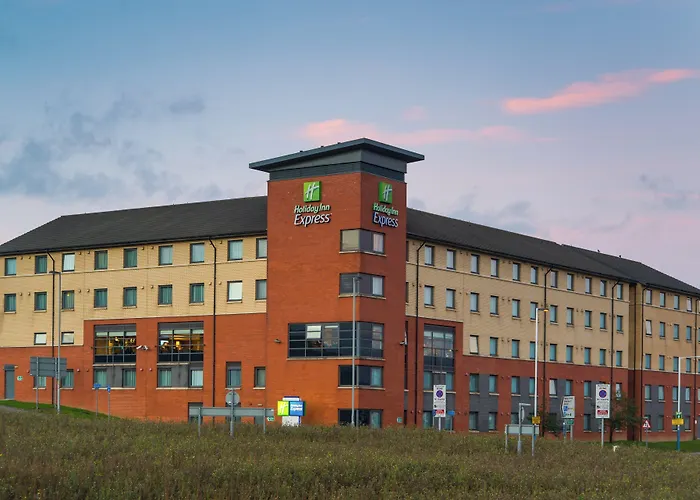 Holiday Inn Express London Luton Airport By Ihg