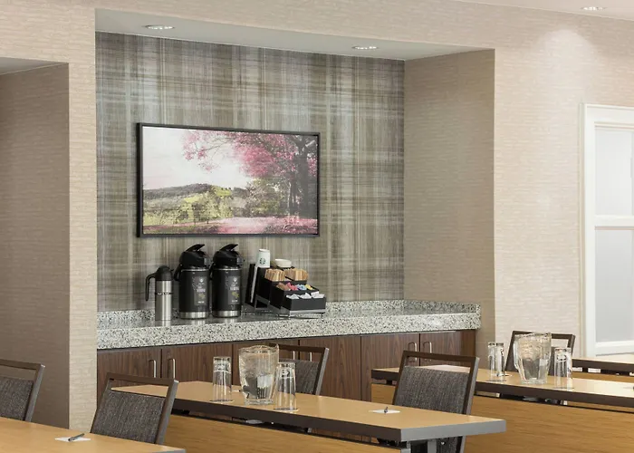 Courtyard By Marriott Charlottesville - University Medical Center