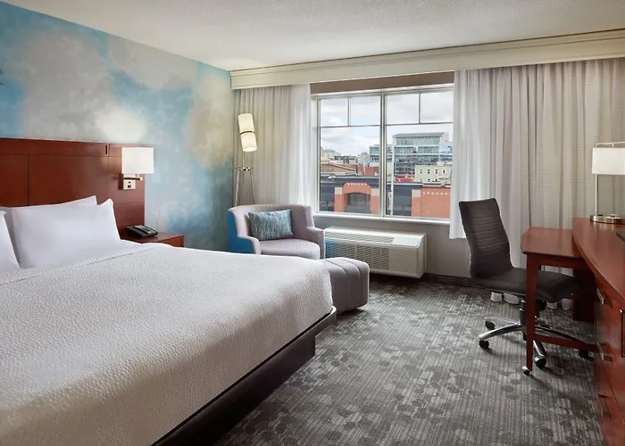 Courtyard By Marriott Ottawa Downtown