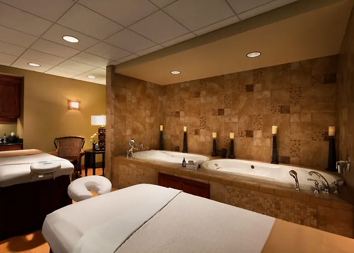 Chateau On The Lake Resort Spa And Convention Center