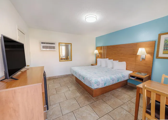 Dunes Inn & Suites - Tybee Island