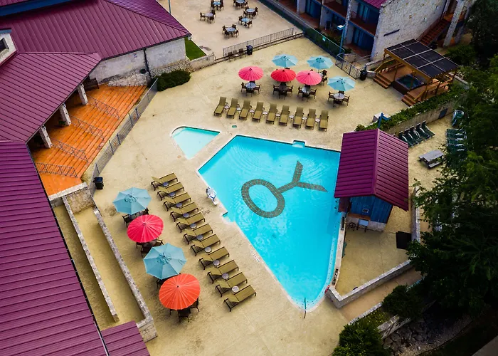 Y O Ranch Hotel And Conference Center