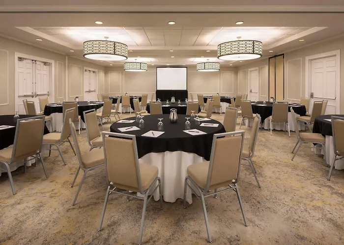 Doubletree By Hilton Atlanta/Roswell - Alpharetta Area