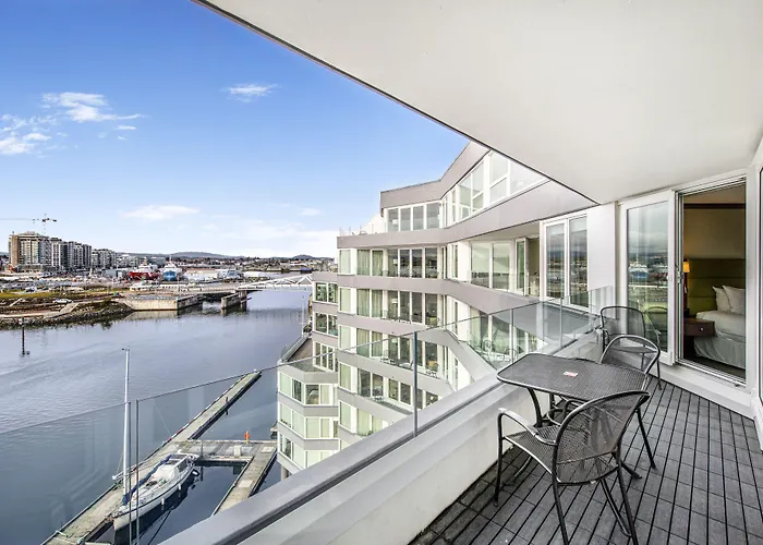 Victoria Regent Waterfront Hotel & Suites