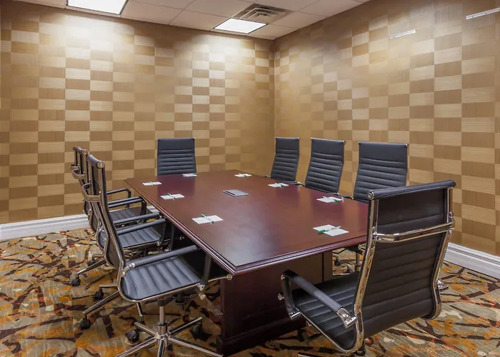 Holiday Inn Hotel & Suites Oklahoma City North By Ihg
