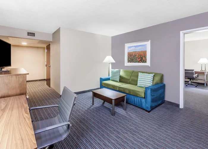 Holiday Inn Hotel & Suites Oklahoma City North By Ihg