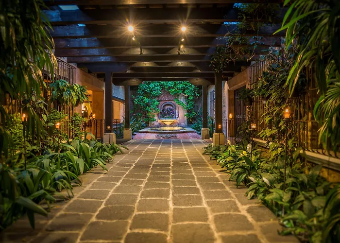 Porta Hotel Antigua