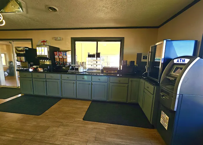 Super 8 By Wyndham Hillsville