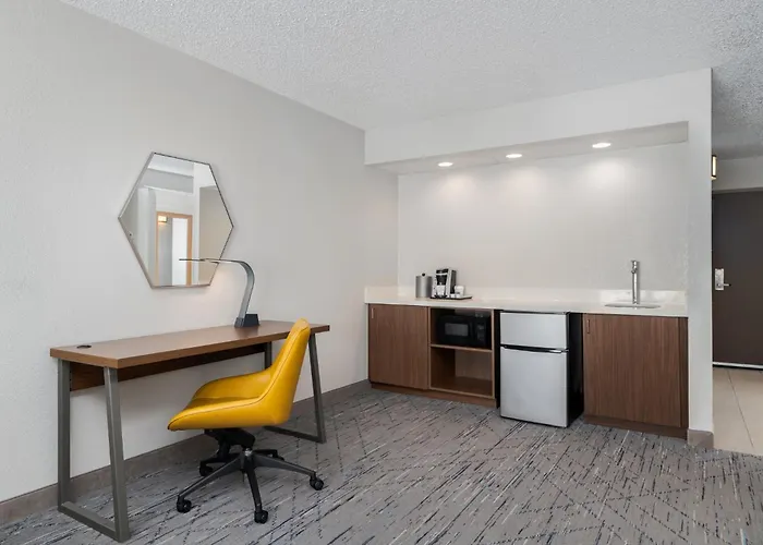 Holiday Inn Express Hotel & Suites Bentonville By Ihg