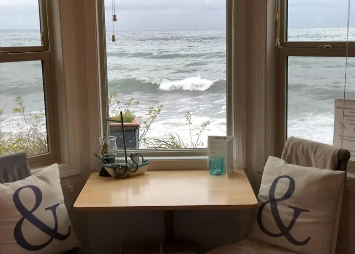 Beachfront Two Bedroom Suite With Sofa Bed