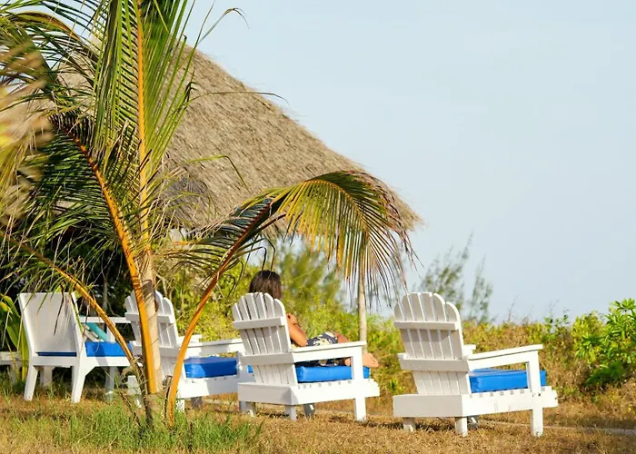 Watamu Beach Cottages B&B
