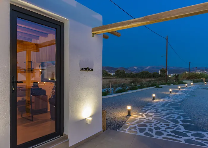 Naxos Finest Hotel & Villas