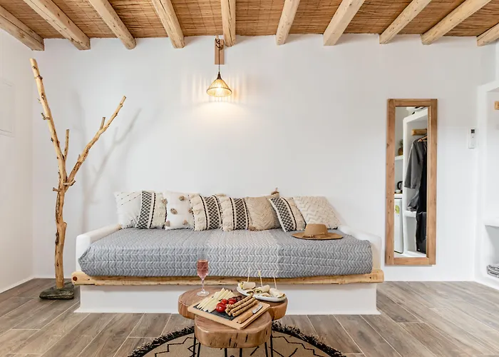 Naxos Finest Hotel & Villas