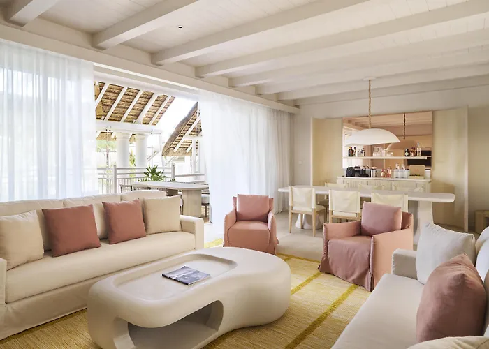 Lux* Belle Mare Resort & Villas