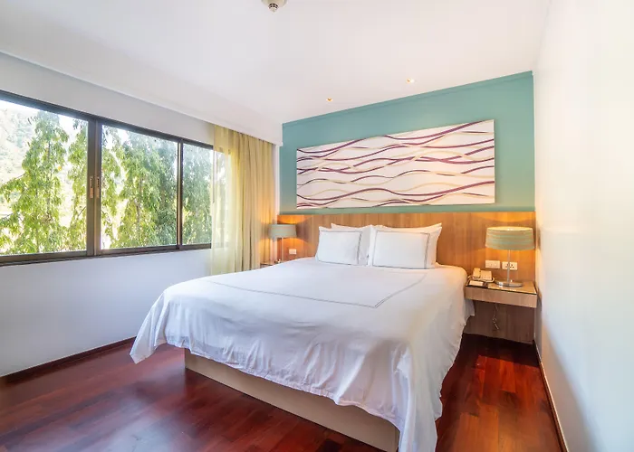 Radisson Resort And Suites Phuket