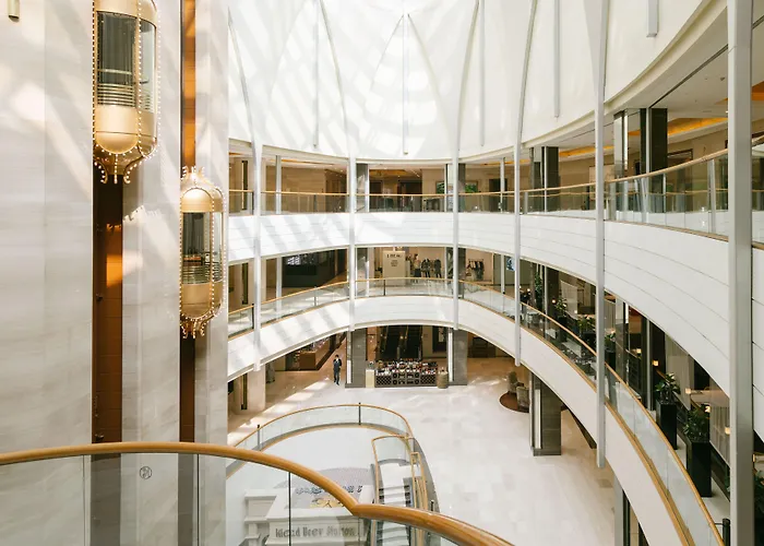Lotte Hotel World