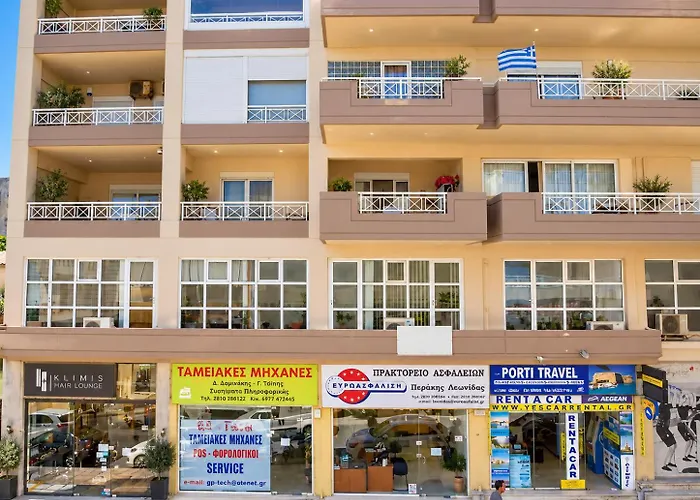 Porto Plaza City Center Apartment Ac/Wifi