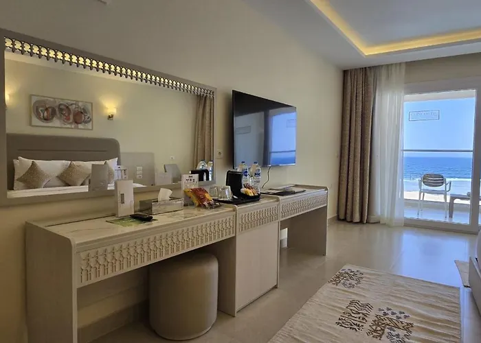 Concorde Moreen Beach Resort
