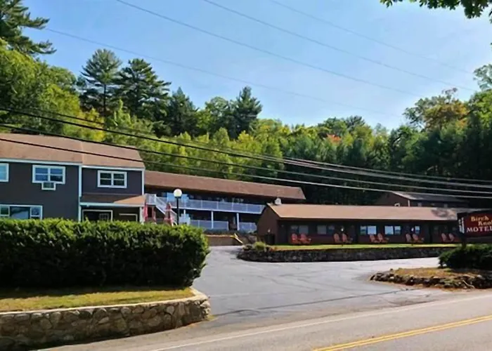 Birch Knoll Motel