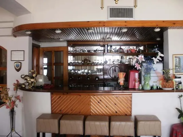 Amfitrion Hotel